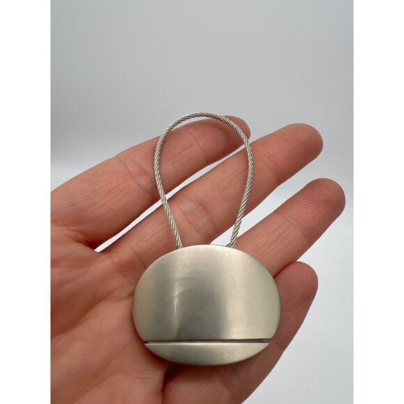Modern Brushed Stainless Steel Oval Keychain With Wire Loop - Durable & Sleek De - Picture 2 of 3